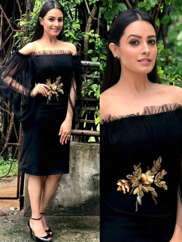 Fashion Alert: Jennifer Winget, Anita Hassanandani and Nia Sharma Looking Mesmerizing In These Off-Shoulder Outfits - 5