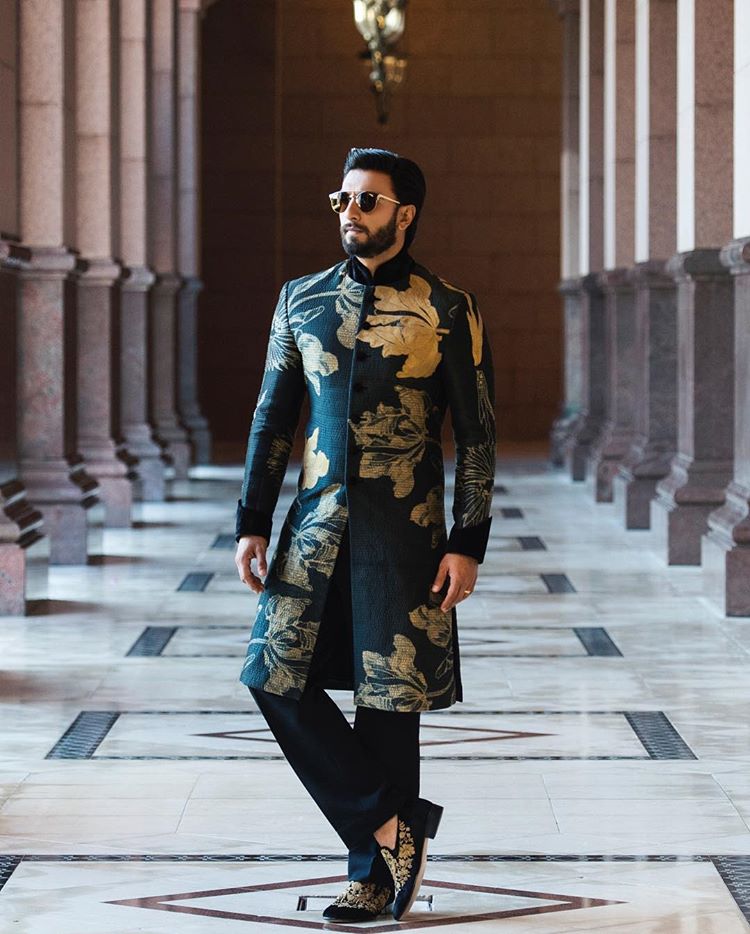 Go Wild With This Unique Fashion From Ranveer Singh - 1