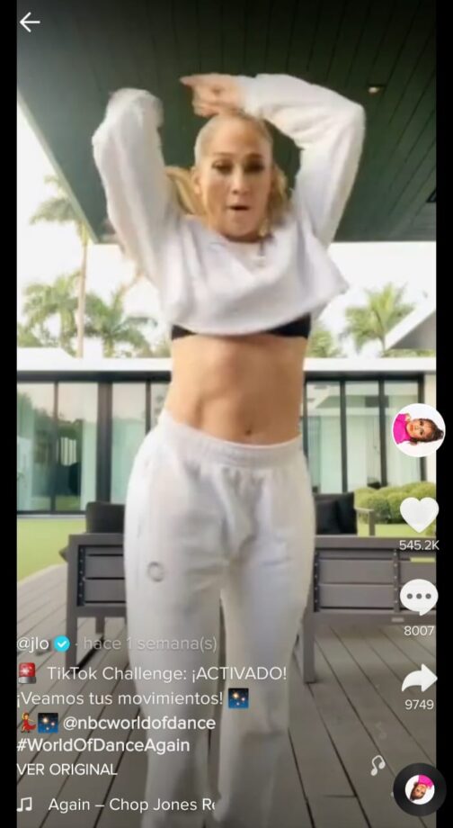 Jennifer Lopez: These 5 styles you can copy to create TikTok videos - 0