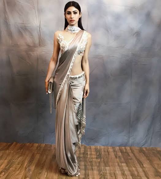 Saree Girl! Silver Vs Red: Which Saree Look Of Mouni Roy Would You Like To Steal For An Occasion? - 7