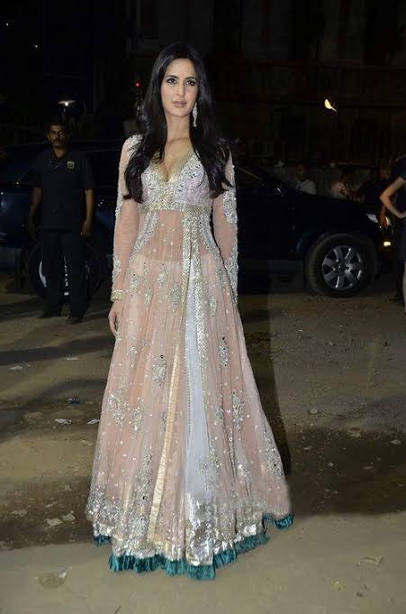 Kareena Kapoor, Pooja Hegde, Katrina Kaif, Sai Pallavi:  Actresses Who Flaunted Floor Length Outfits the BEST? - 0