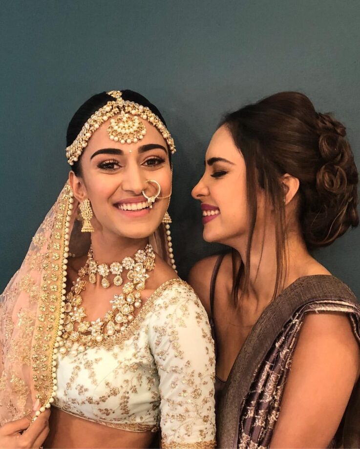 Kasautii Zindagii Kay Stars Erica Fernandes And Pooja Banerjee’s SPECIAL BFF Moments And THESE Pictures Are Proof - 2