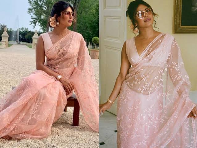 Katrina Kaif, Priyanka Chopra And Kareena Kapoor Saree Looks That Give Us Saree-Not-Sorry Goals! - 3
