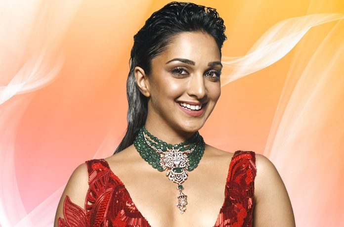 Kiara Advani To Nora Fatehi: Celebrities Who Love To Wear Antique Necklaces - 1