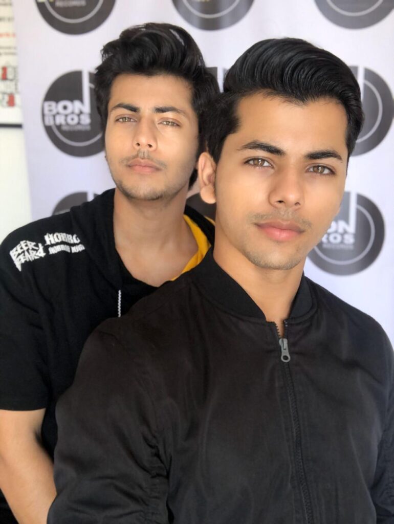 Meet Siddharth Nigam’s brother, Abhishek Nigam - 1