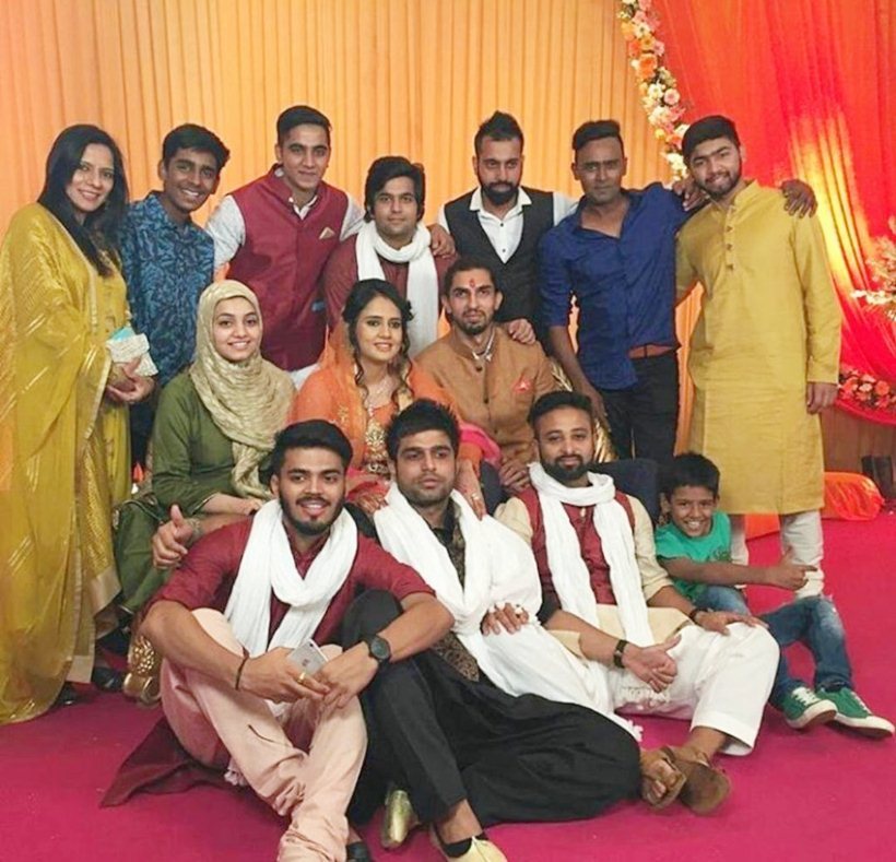 Meet The Real Family Of Indian Cricketer Ishant Sharma!! - 3