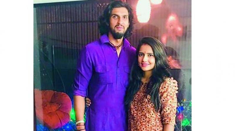 Meet The Real Family Of Indian Cricketer Ishant Sharma!! - 2