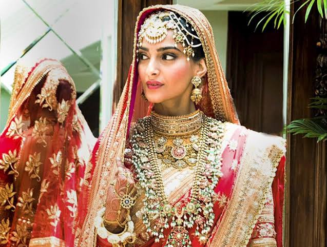 Royal Wedding Style: Sonam Kapoor, Priyanka Chopra, Kareena Kapoor, Anushka Sharma’s most iconic Royal wedding dresses - 2