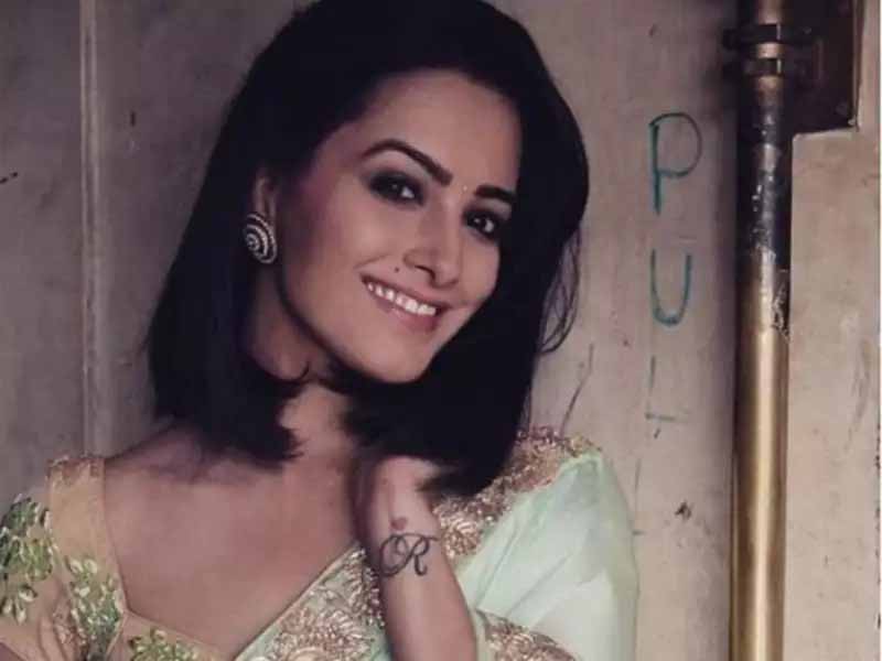 Sanaya Irani, Saumya Tandon and Anita Hassanandani’s THROWBACK hairstyles we love to remember - 0