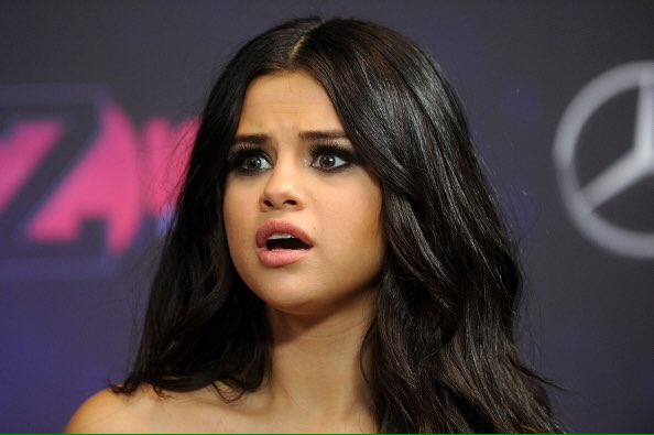 Selena Gomez’ Different Facial Expressions For Every Mood - 3