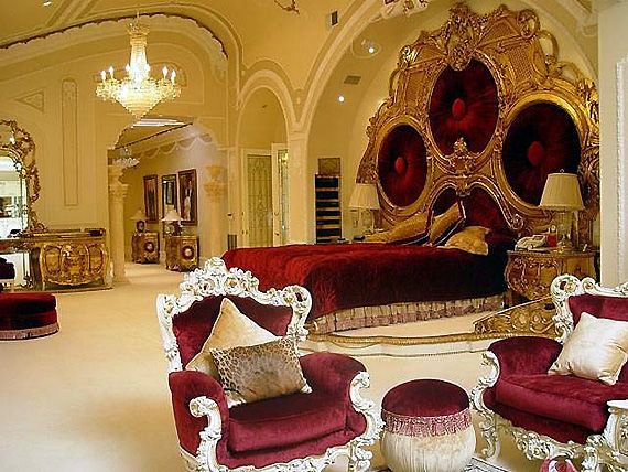 Shah Rukh Khan and His Mannat Lifestyle REVEALED - 8