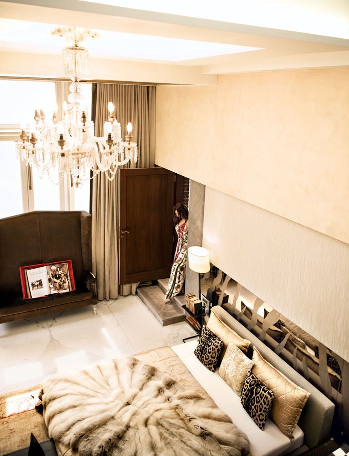 Shah Rukh Khan and His Mannat Lifestyle REVEALED - 7