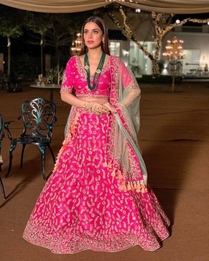 Sriti Jha, Reem Shaikh, Ashi Singh, Shraddha Arya: Ultimate Look In Ethnic Wear - 14