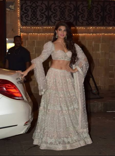 Take Inspiration From Jacqueline Fernandez, Janhvi Kapoor, Katrina Kaif To Ace The Fashion Game This Festive Season - 2