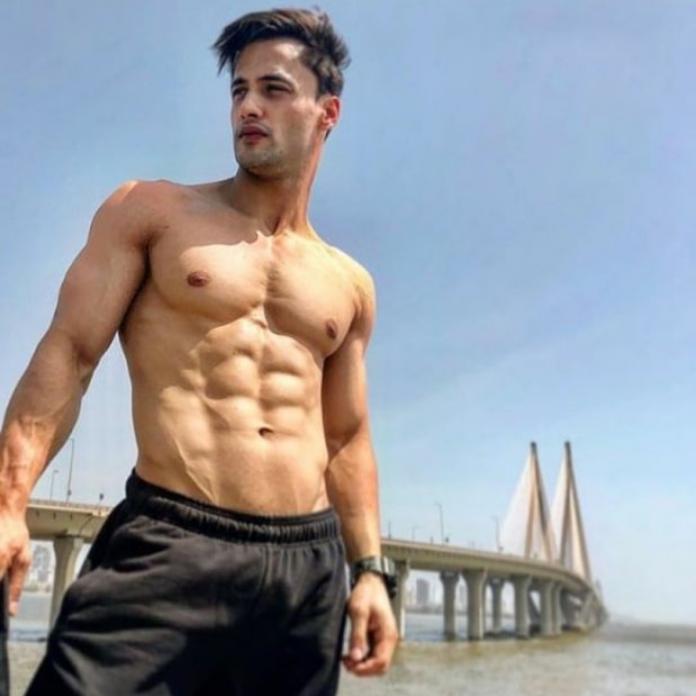 Sidharth Shukla VS Asim Riaz VS Priyank Sharma: Hottest in shirtless looks? - 2