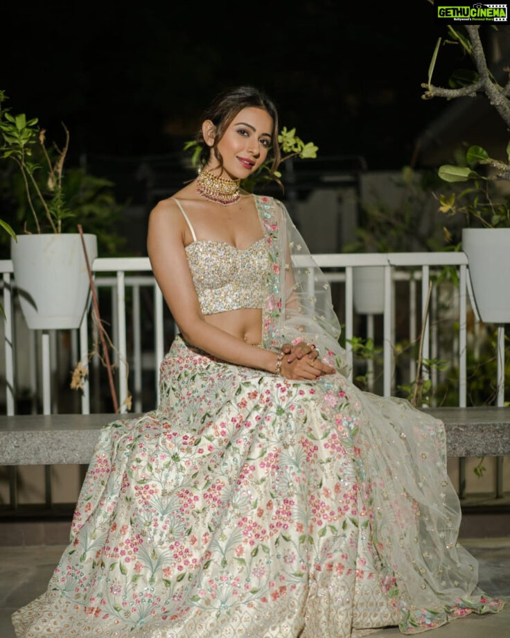 4 Best Pooja Hedge And Rakul Preet Singh’s Ethnic Looks You Can Take Inspo From! - 3