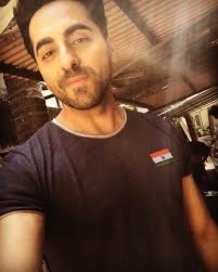 4 Times Ayushmann Khurrana Looked Too Hot In Selfie - 1