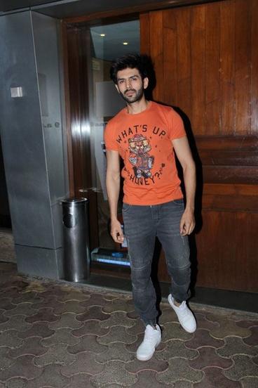 5 Trendy Summer Tees From Kartik Aaryan’s Wardrobe For Men Who Like To Keep It Simple - 1