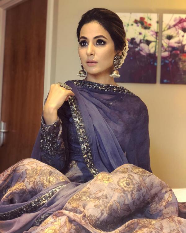 Hina Khan’s Love For Matching Jewellery; Here’s Proof - 1