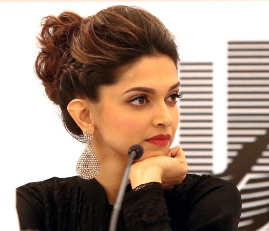 How To Look Cool In Messy Hair? Learn From Deepika Padukone - 3