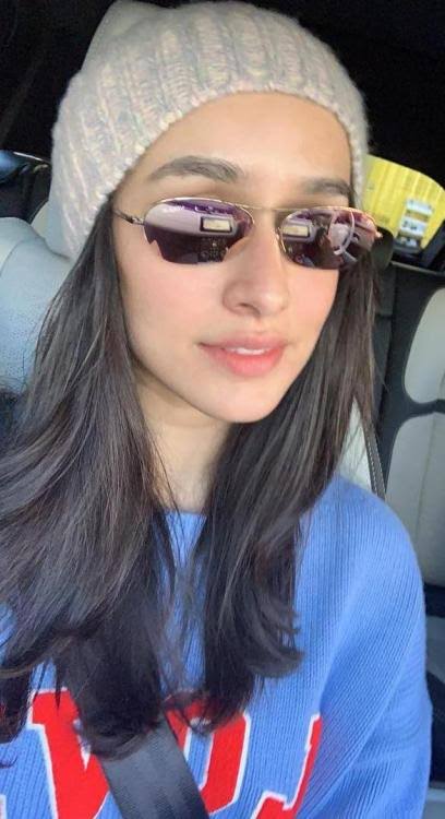 Jacqueline Fernandez, Ananya Panday, Shraddha Kapoor's Best Outdoor Selfie Moments