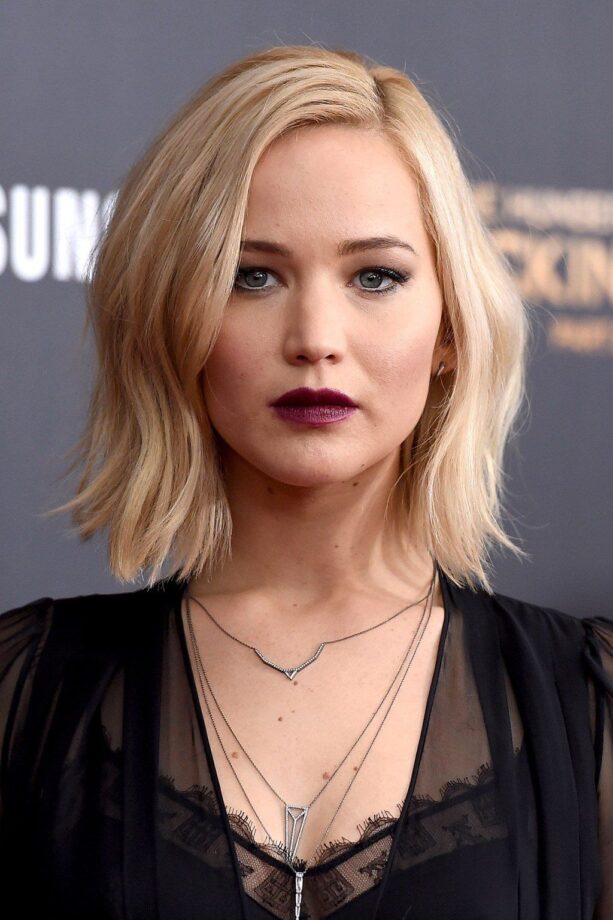 Jennifer Lawrence, Scarlett Johansson, Kate Winslet: Best Fringe Hairstyles To Refresh Your Look - 2