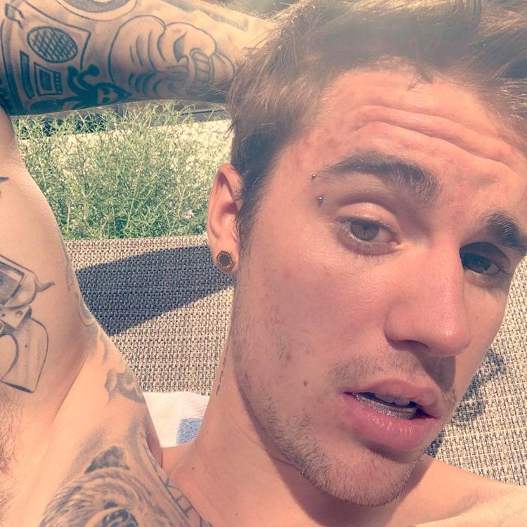 Justin Bieber, Justin Timberlake To Nick Jonas: THESE Irresistible Selfies Will Leave You Mesmerized - 2