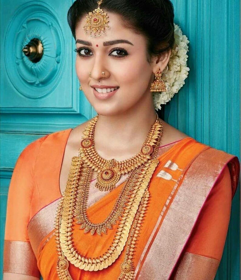 Maang Tika To Nose Ring: Nayanthara’s Different Accessories Collection From Her Wardrobe - 1