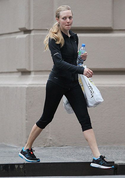 Megan Fox, Amanda Seyfried, Emilia Clarke: HOT Look In GYM Pants - 2