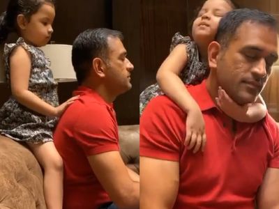 MS Dhoni Cute Moments With Daughter Ziva 1