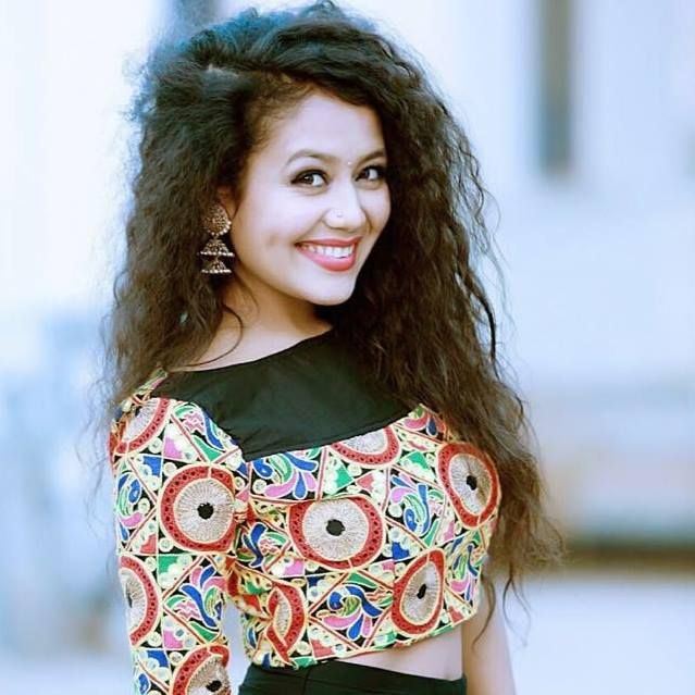 Neha Kakkar Hairstyle: Take Hair Styling Tips For Curly Hair For Girls - 2