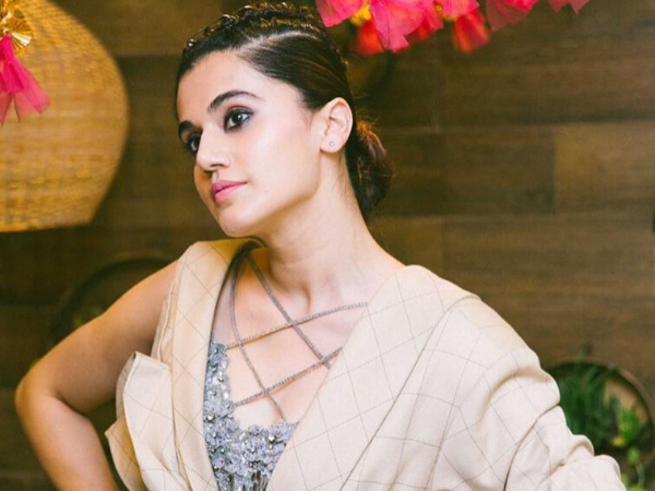 Shraddha Kapoor, Sara Ali Khan And Taapsee Pannu’s Stylish Bun Hairstyles That You Will Want To Copy - 5