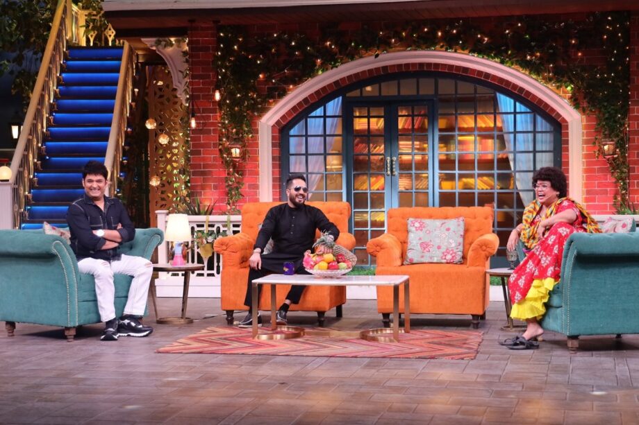 Singer Mika and cast of Your Honor on The Kapil Sharma Show  - 3