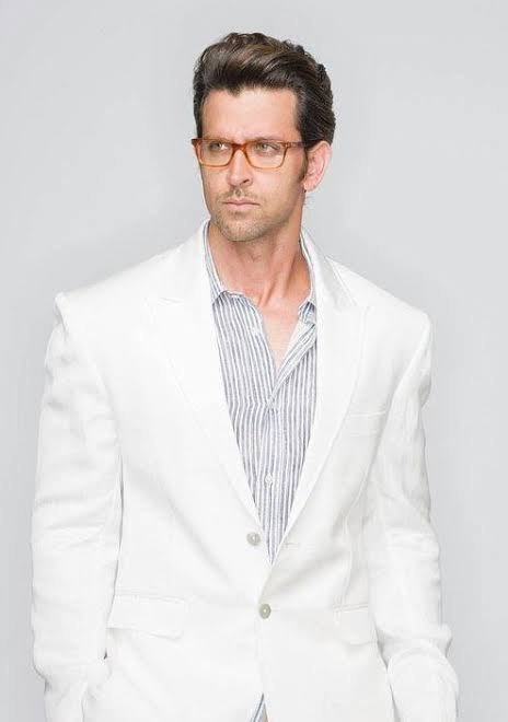 Take A Look At The Hottest Looks Of Hrithik Roshan That Will Make You Fall In Love - 3