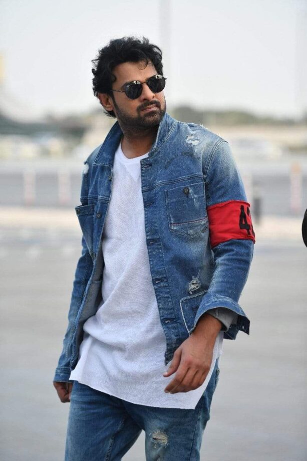 Sports Jackets Vs Blazers – Which Hot Look Of Prabhas, Vijay Deverakonda, And Allu Arjun Is Your Favourite? - 0