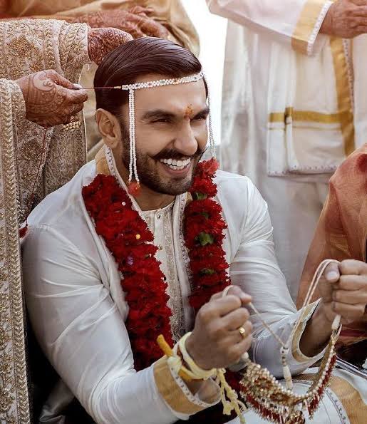 These Pieces Of Men’s Jewellery You Should Buy Taking Inspiration From Ranveer Singh