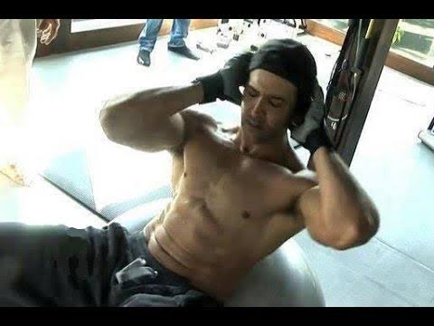 Top Fitness Moments Of Hrithik Roshan From Instagram