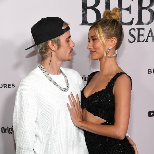 Want To Click A Perfect Picture? Justin Bieber And Hailey Bieber Teach You How - 0