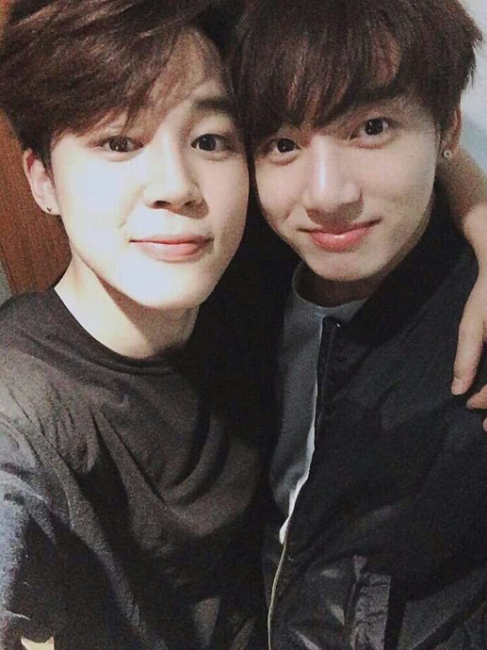 4 Moments When BTS’s Jimin Cared For Jungkook - 3