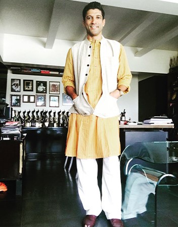 5 Best Ayushmann Khurrana And Farhan Akhtar’s Ethnic Looks You Can Take Inspiration From! - 4