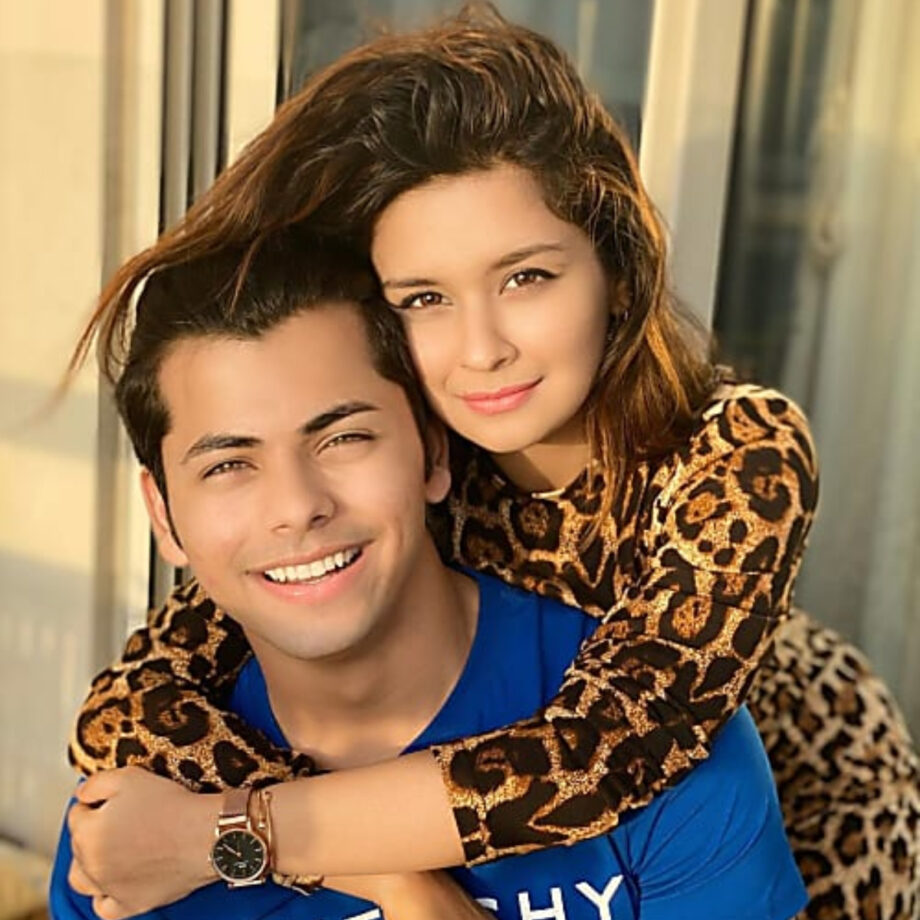 Avneet Kaur And Siddharth Nigam’s Relationship Details! - 4