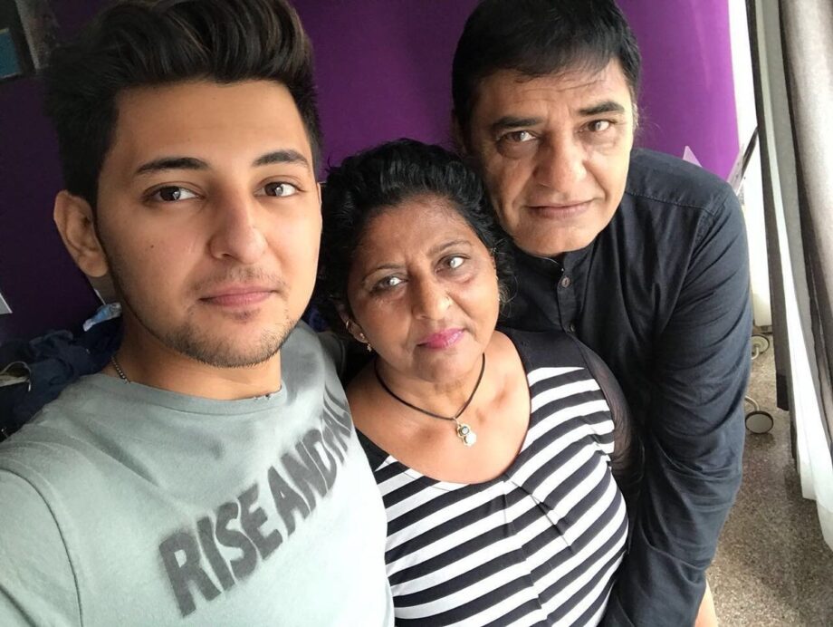 Darshan Raval’s Family, House, And Car Collection In 2020 - 0