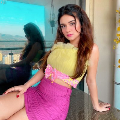 From Dancer To India’s Most Desirable Actress: Avneet Kaur’s Transformation Over The Years - 1