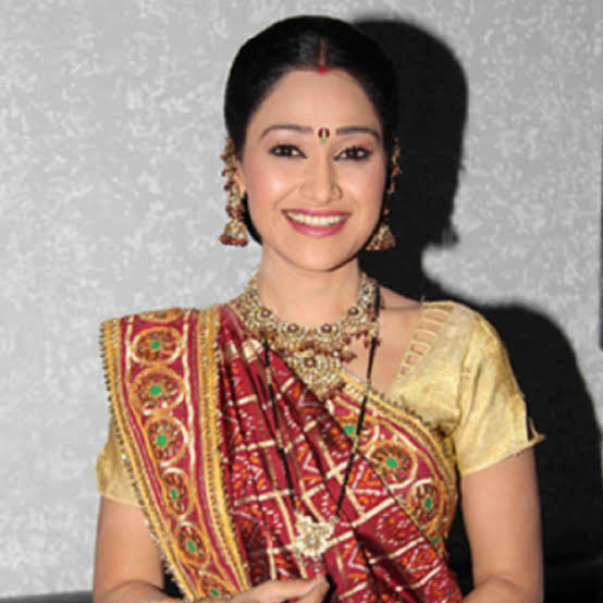 How To Amp Up Your Ethnic Outfits For THIS Navratri Like Disha Vakani aka Dayaben from Taarak Mehta Ka Ooltah Chashmah?