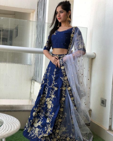 How To Amp Up Your Ethnic Outfits For THIS Navratri Like Jannat Zubair? - 3