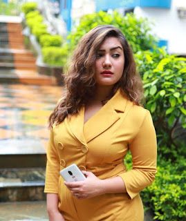 How To Style Monotone Outfits Like Aashika Bhatia? - 4