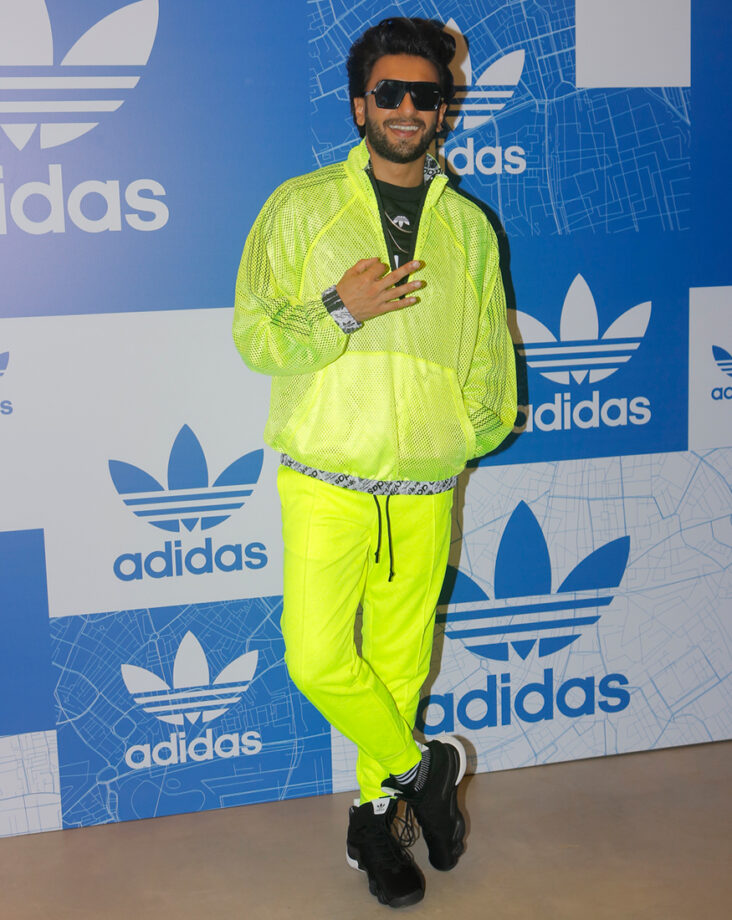 In NEON: 5 Looks Of Ranveer Singh That We Can’t Miss - 2