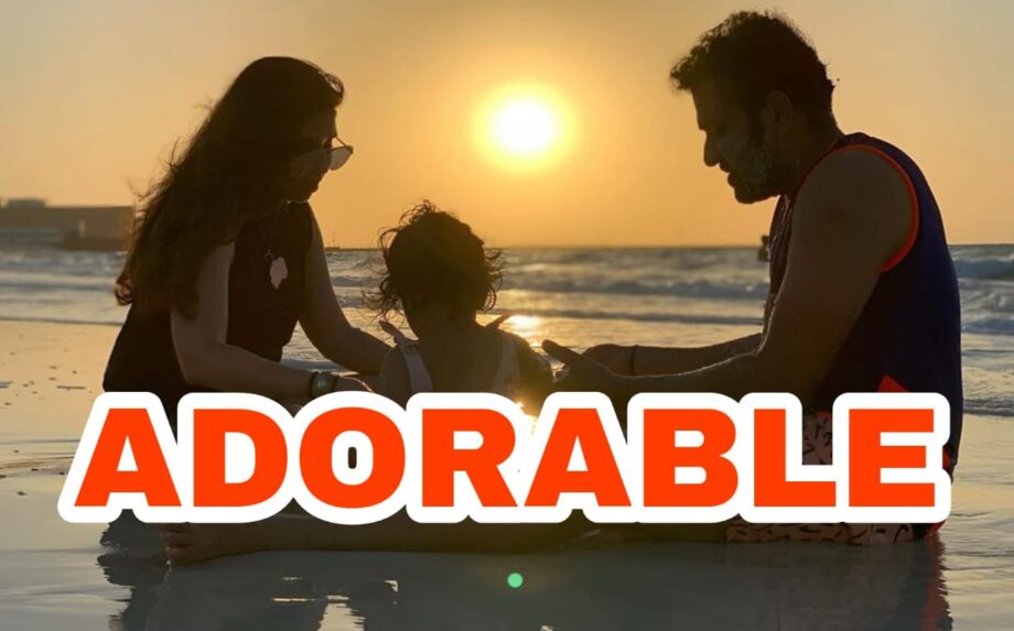 IN PHOTO: Rohit Sharma's adorable beach moment with family