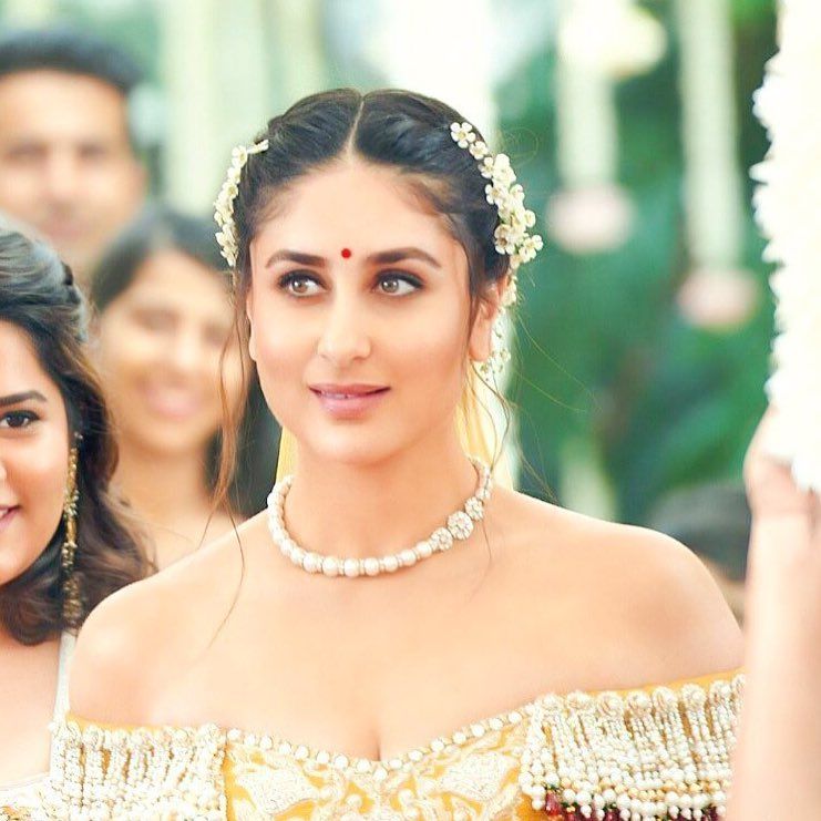 Jacqueline Fernandez And Kareena Kapoor’s Pearl Accessories To Amp Up Your Ethnic Style Game - 1