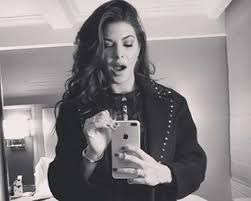 Jacqueline Fernandez Knows What To Flaunt In A Selfie, Here’s Proof - 1